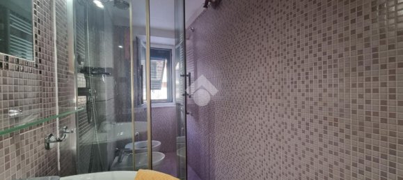 2-salle Appartement à Genoa, Italy No. 108528 17