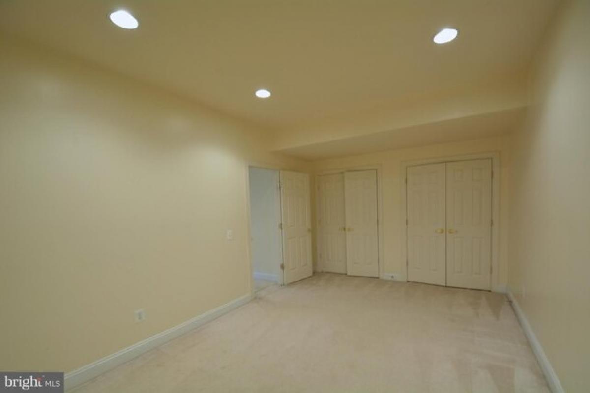 4 bedrooms House in Woodbridge, USA No. 385937