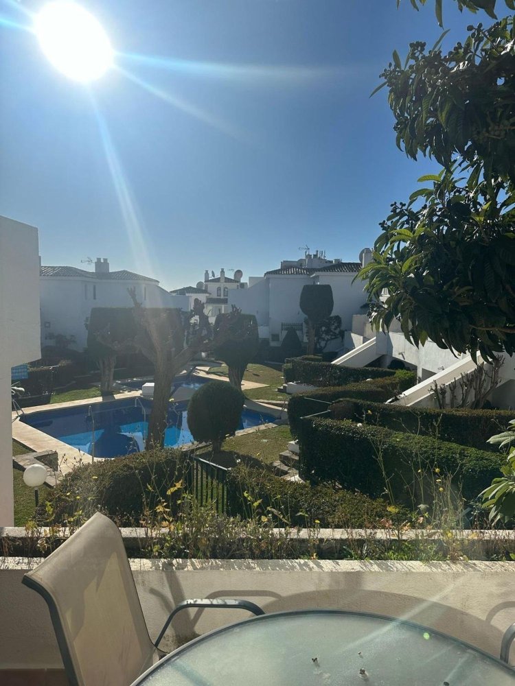 Дом с 3 спальнями в Эстепона, Испания № 33167