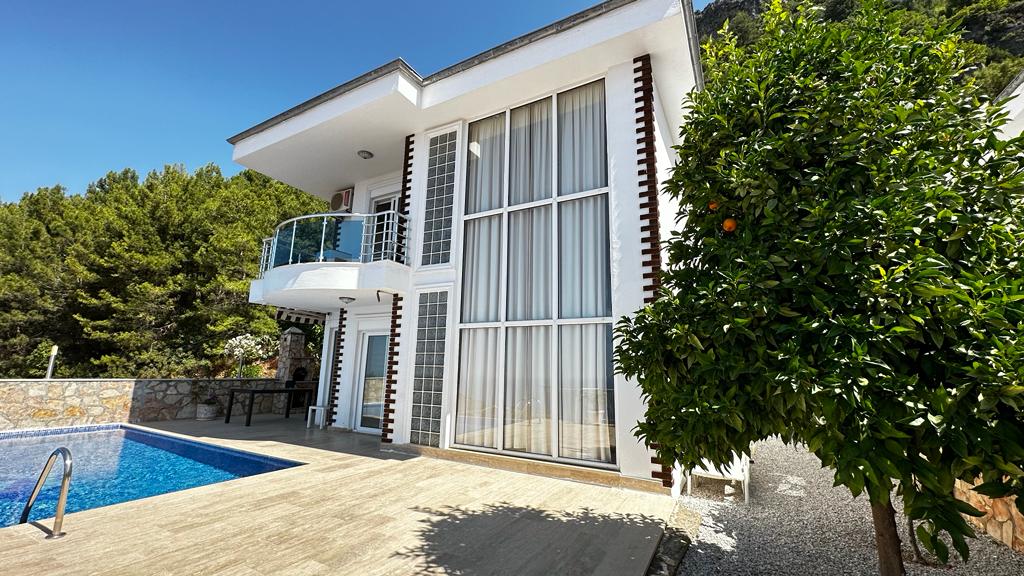 Villa 4+1 in Alanya, Turkey No. 17844