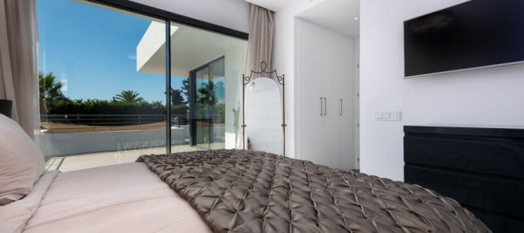 4 bedrooms Villa in Estepona, Spain No. 119678 43