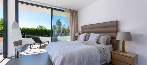 4 bedrooms Villa in Estepona, Spain No. 119678 38