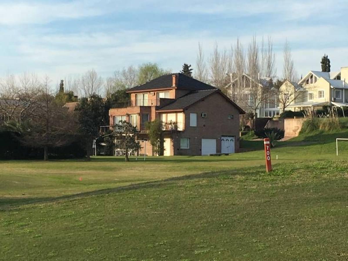 6 bedrooms House in Tigre, Argentina No. 72023