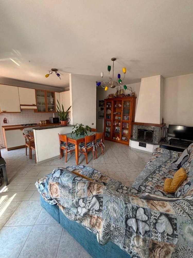 3 Schlafzimmer Wohnung in Castiglione Olona, Italy, Nr. 334180