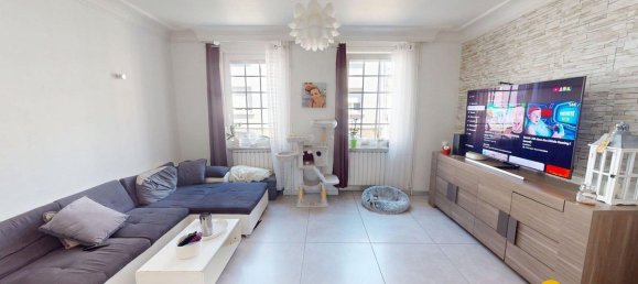 Casa de 3 dormitorios en Forbach, France No. 341677 3