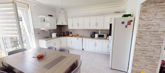 Casa de 3 dormitorios en Forbach, France No. 341677 2