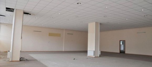 Здание 5497м² в Тито, Италия № 375560 9