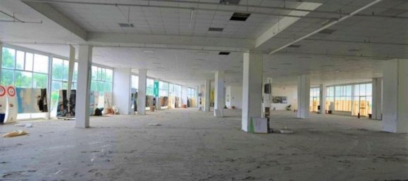 Здание 5497м² в Тито, Италия № 375560 12