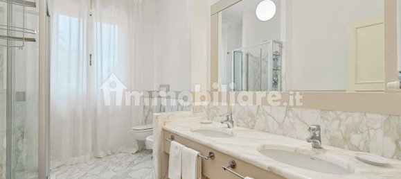 Villa de 6 dormitorios en Forte dei Marmi, Italy No. 46389 19