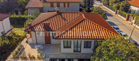 Villa de 6 dormitorios en Forte dei Marmi, Italy No. 46389 31