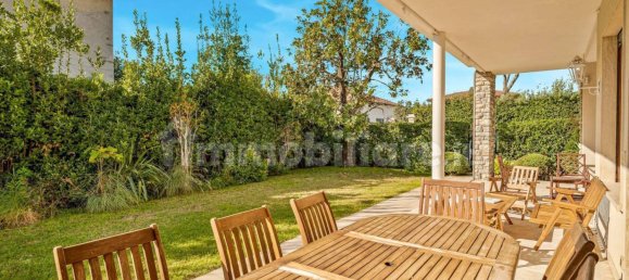 Villa de 6 dormitorios en Forte dei Marmi, Italy No. 46389 12