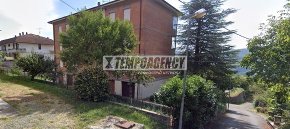 3 rooms Apartment in Polinago, Italy No. 188621 9