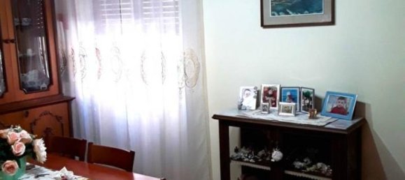 3 rooms Apartment in Sarno, Italy No. 170225 6