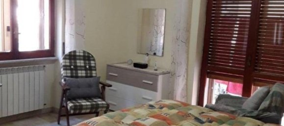 3 rooms Apartment in Sarno, Italy No. 170225 10