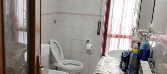 3 rooms Apartment in Sarno, Italy No. 170225 12