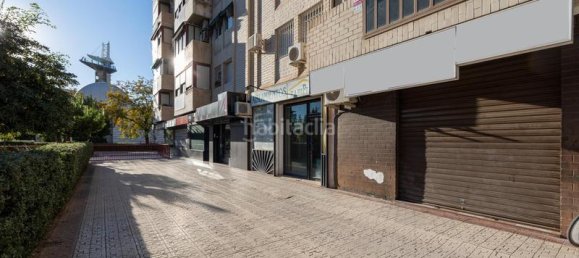 Коммерческая недвижимость 61м² в Гранада, Испания № 180715 15