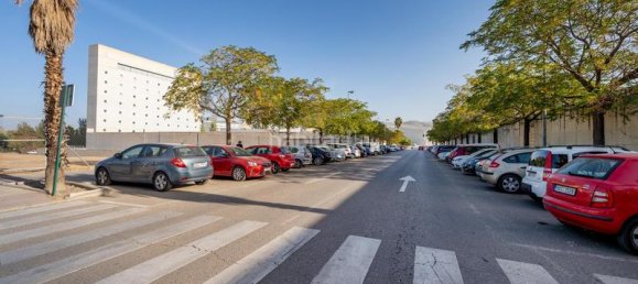 Коммерческая недвижимость 61м² в Гранада, Испания № 180715 19