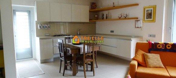 5 bedrooms Villa in Comiziano, Italy No. 88786 2