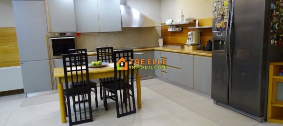 5 bedrooms Villa in Comiziano, Italy No. 88786 33