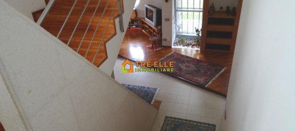 5 bedrooms Villa in Comiziano, Italy No. 88786 16