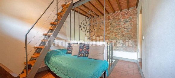 Дом с 3 комнатами в Латерина Перджине Вальдарно, Италия № 133733 5