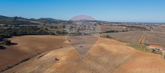 Terrain à Santiago do Cacem, Portugal 669548m² No. 55892 6