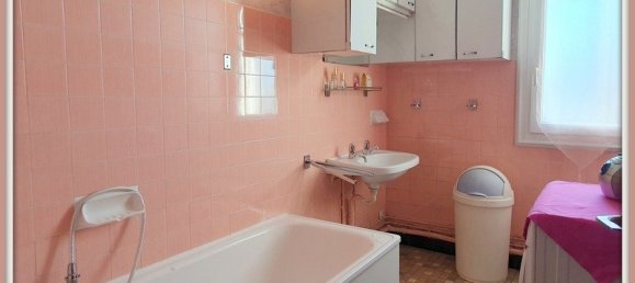 Квартира с 2 спальнями в Труа, Франция № 211375 10