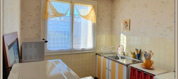 Квартира с 2 спальнями в Труа, Франция № 211375 4