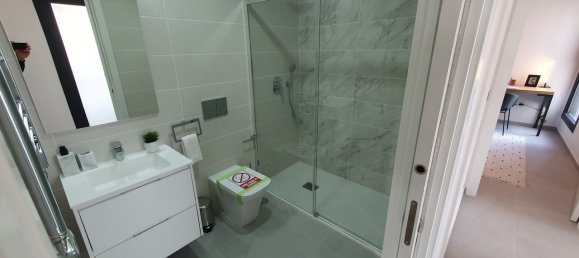 3 bedrooms Apartment in Benidorm, Spain No. 11224 5