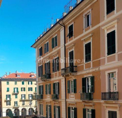 5 bedrooms Apartment in Savona, Italy No. 15016