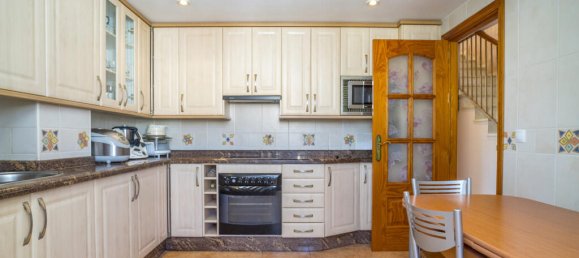 3 غرف نوم منزل ذو طابقين في Estepona, Spain رقم 18969 35