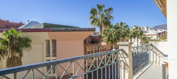 3 غرف نوم منزل ذو طابقين في Estepona, Spain رقم 18969 24