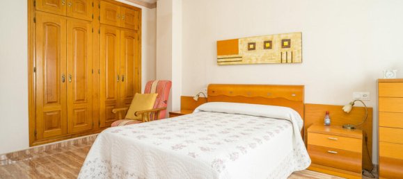 3 غرف نوم منزل ذو طابقين في Estepona, Spain رقم 18969 12