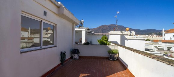 3 غرف نوم منزل ذو طابقين في Estepona, Spain رقم 18969 29