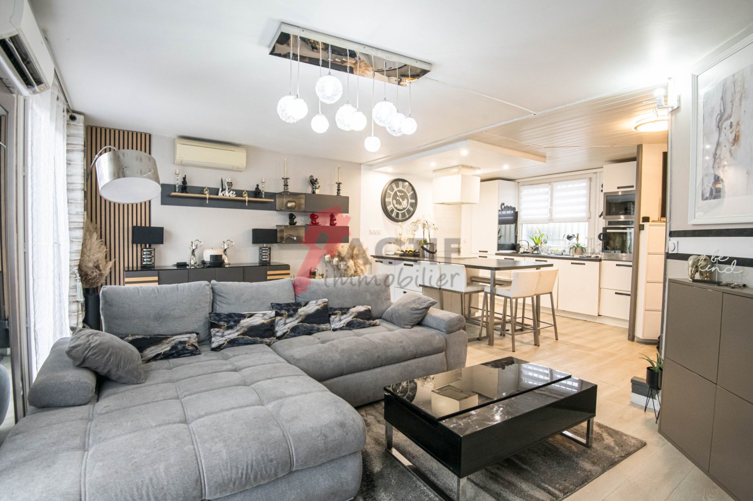 3 غرف نوم منزل في Evry, France رقم 136355