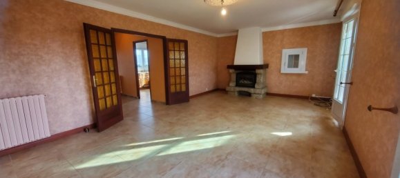 5 bedrooms House in Sene, France No. 192294 2