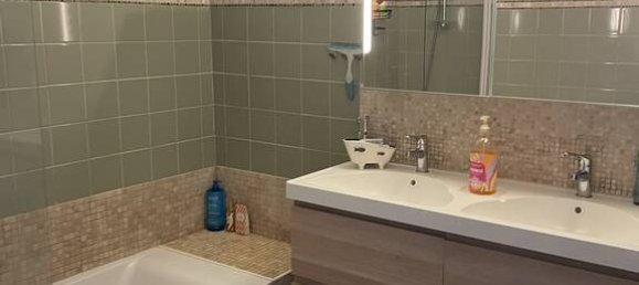 4 Schlafzimmer Wohnung in Sainte-Foy-les-Lyon, France, Nr. 330464 5