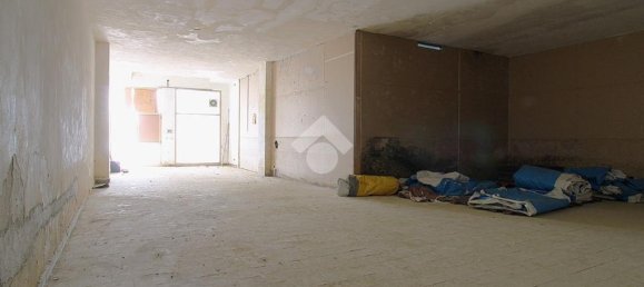 3غرفة مستودع في San Salvo, Italy رقم 257639 7