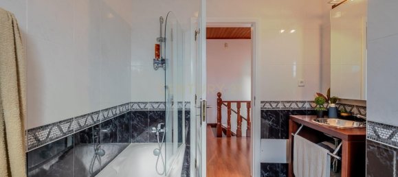 Вилла с 4 спальнями в Мафра, Португалия № 111310 21