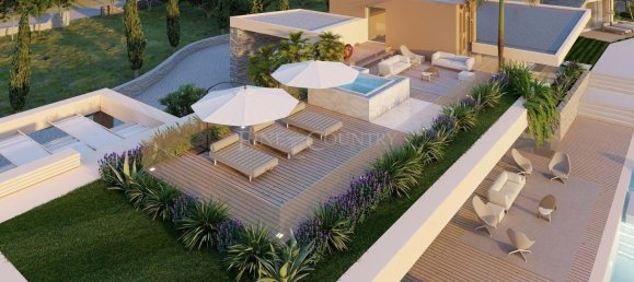 15000m² Land in Loule, Portugal No. 100032 2