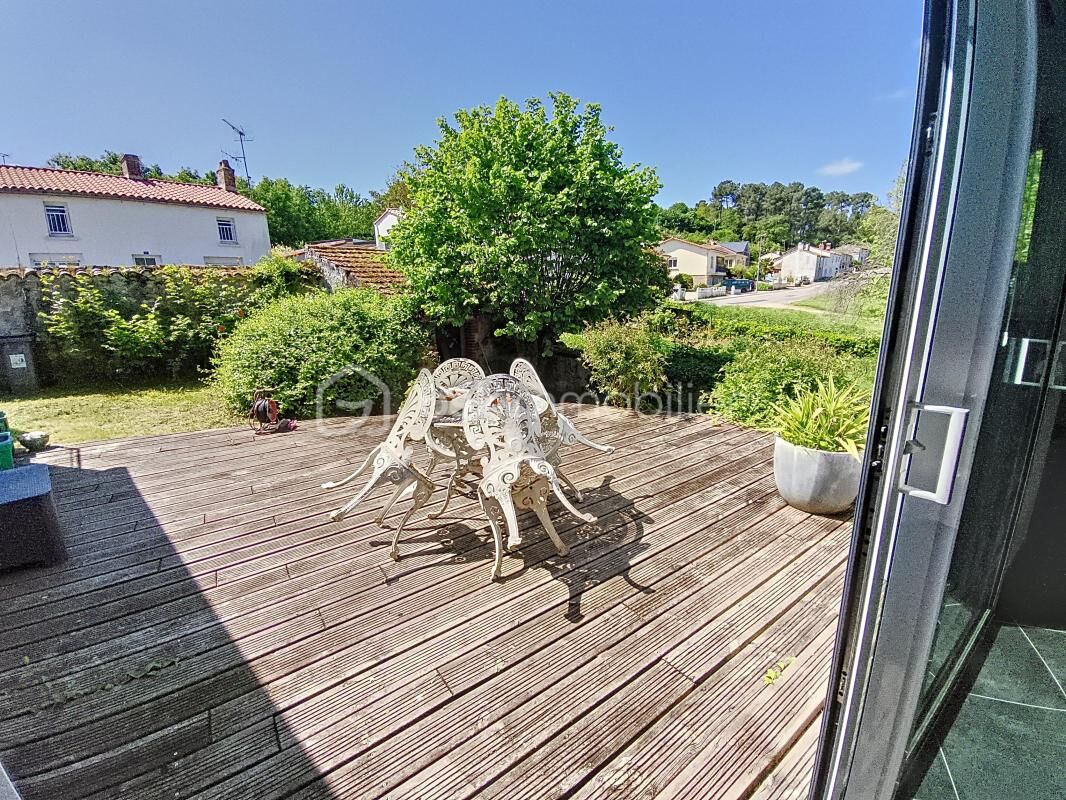 3 bedrooms House in Le Poire-sur-Vie, France No. 335170