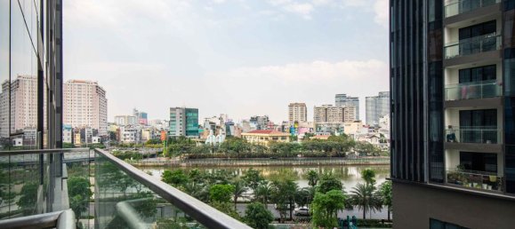 2 rooms Office in District 1, Vietnam No. 17887 4