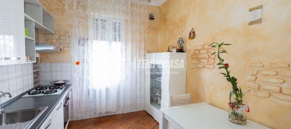 Apartamento de 5 divisões em Brescia, Italy N.º 9147 4