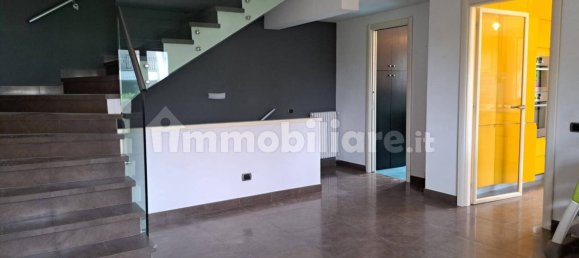 4 Schlafzimmer Haus in Santa Marinella, Italy, Nr. 178448 3