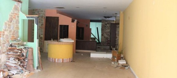 Gewerbliche Immobilie in Florence, Italy 770m², Nr. 376367 19