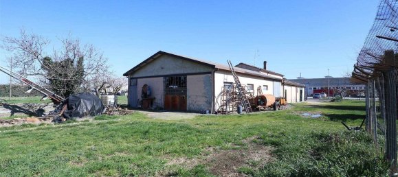 4 rooms House in Longiano, Italy No. 196060 3