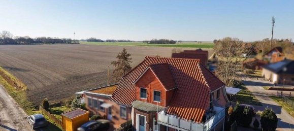 6 rooms Townhouse in Aurich, Germany No. 130191 2