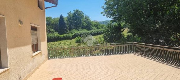 3 bedrooms House in Volturara Irpina, Italy No. 159690 17