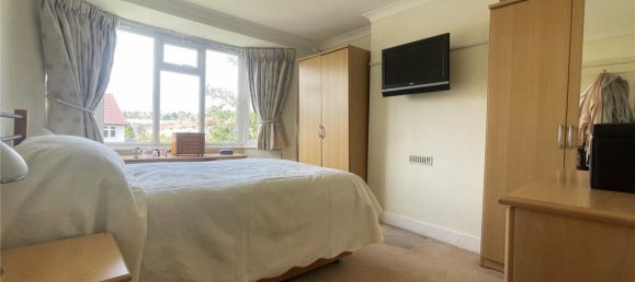 3 bedrooms House in Barnet, United Kingdom No. 6492 8