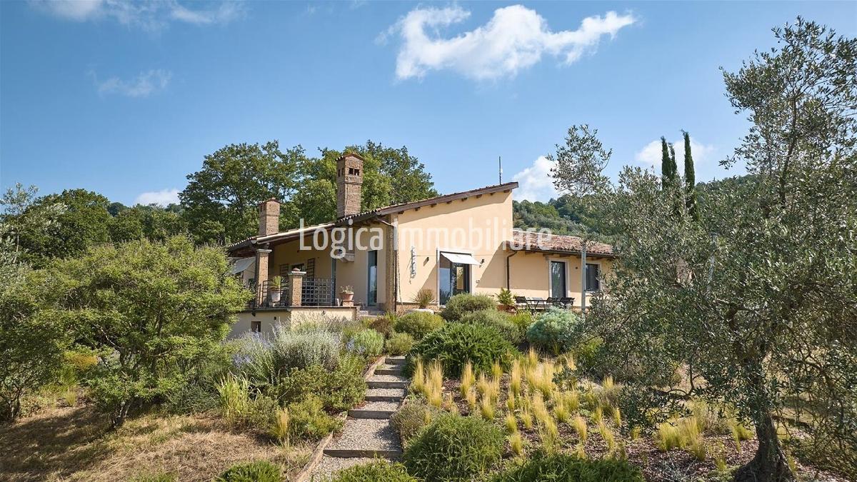 Villa de 5 dormitorios en Ficulle, Italy No. 260457